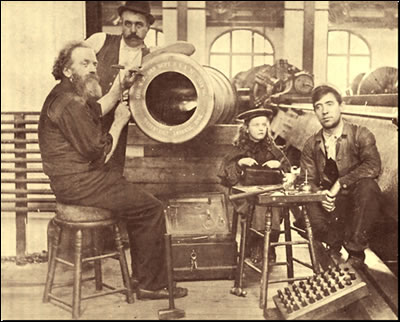 A Federal cannon foundry was established at Watervliet Arsenal, New York, in 1887. This photo shows workers in 1895.